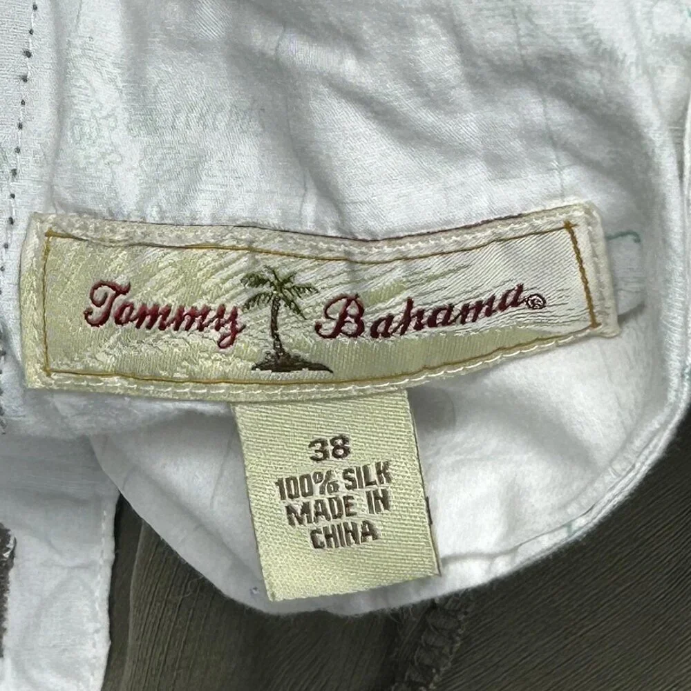 Tommy Bahama Shorts Mens 38 Green 100% Silk Flat Front Chino Casual Resort